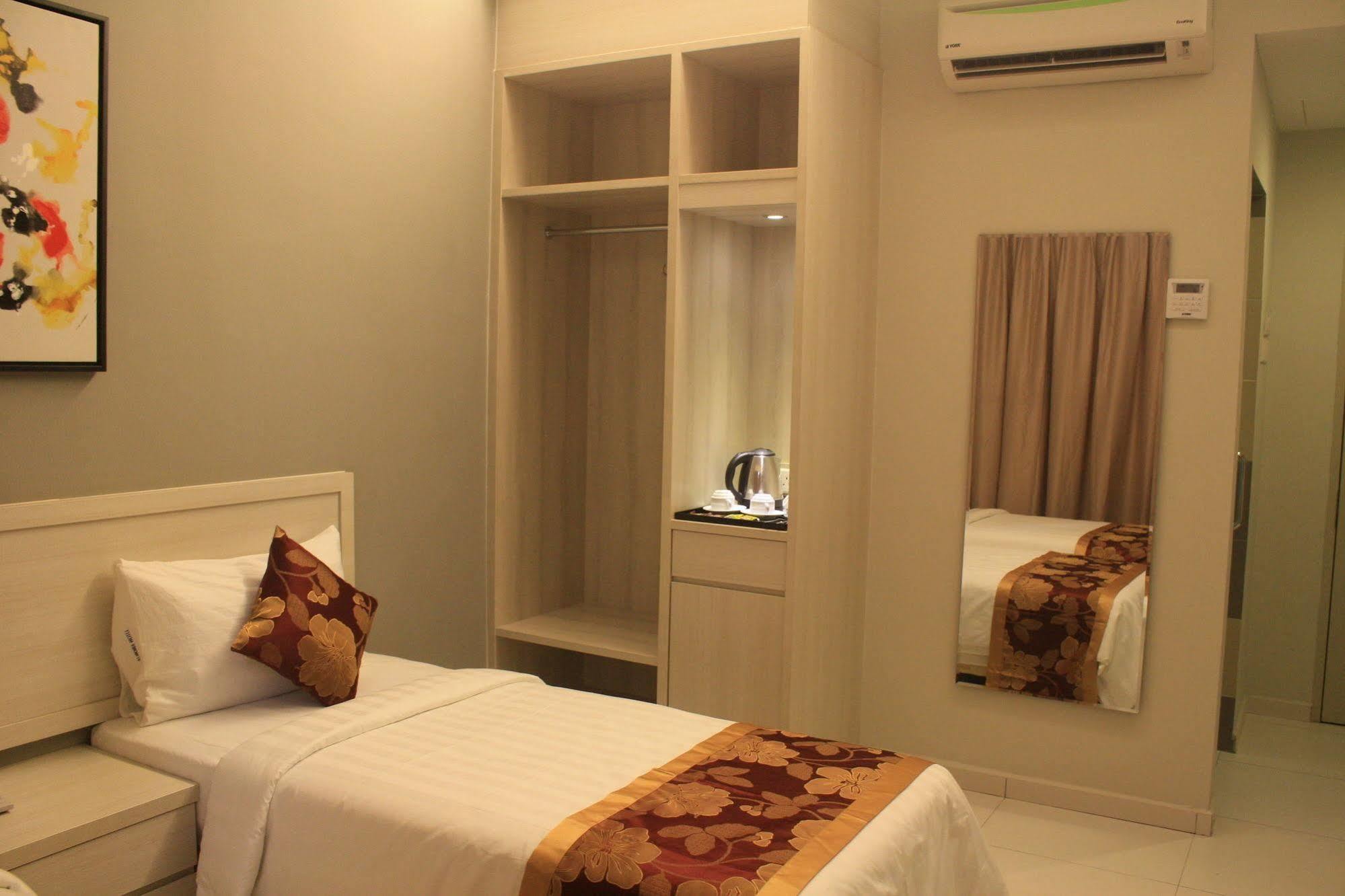 Aurora Hotel Malacca Eksteriør bilde