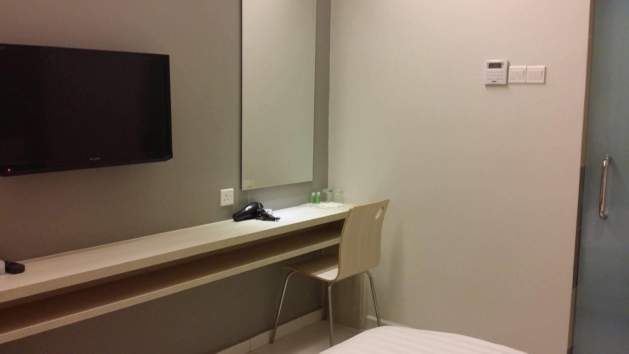 Aurora Hotel Malacca Eksteriør bilde