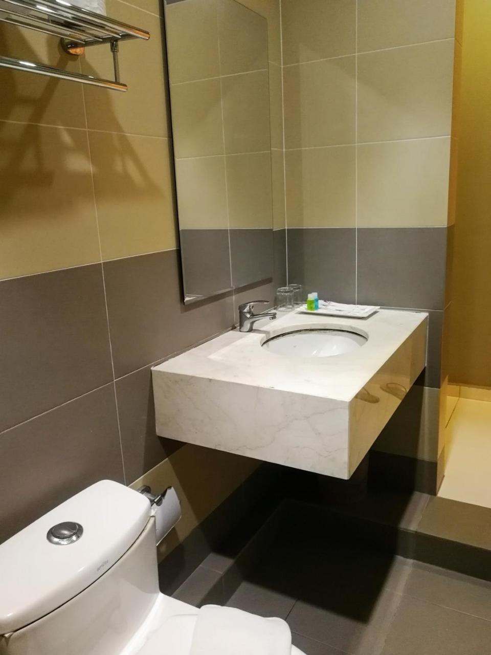 Aurora Hotel Malacca Eksteriør bilde