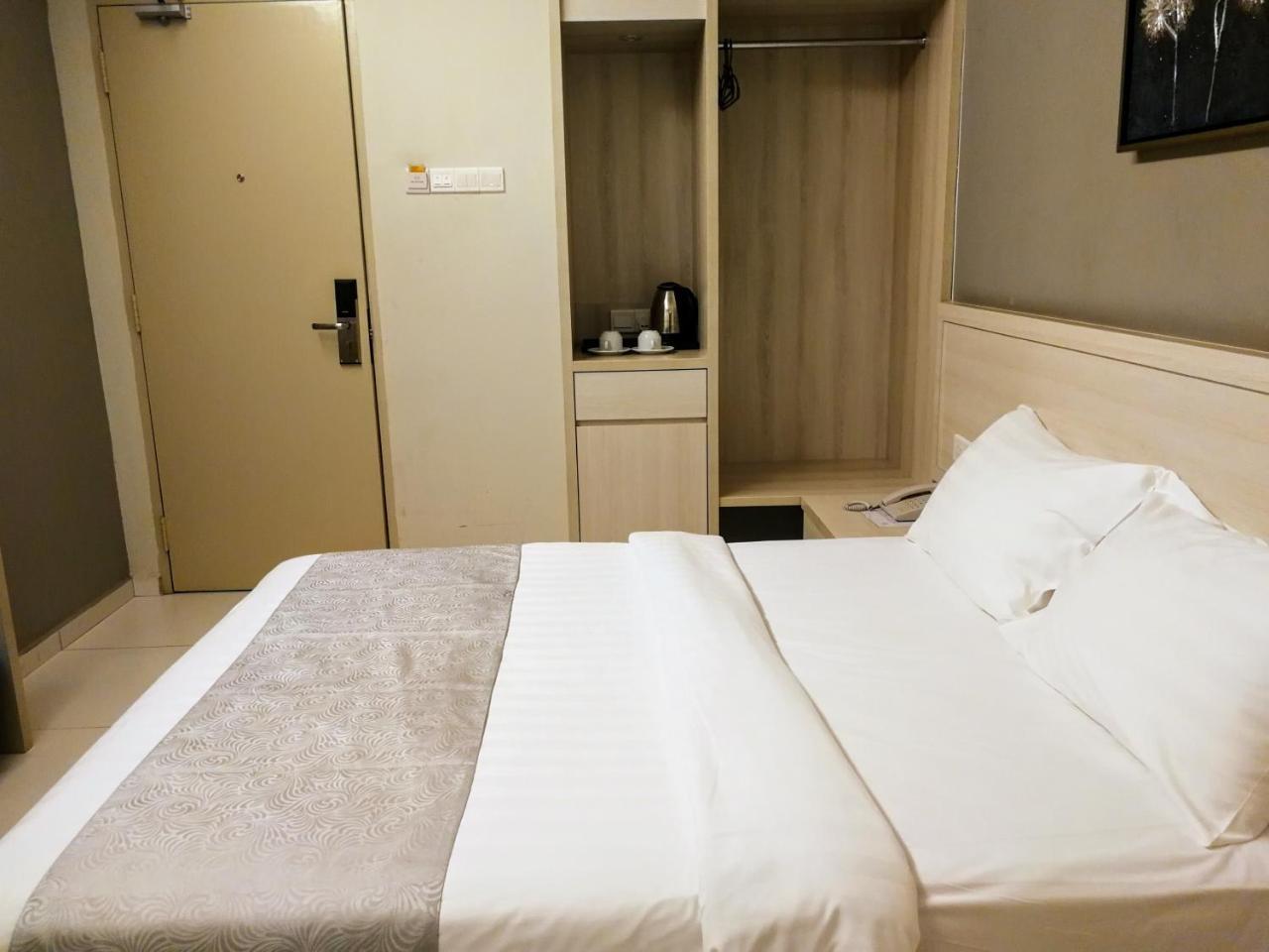 Aurora Hotel Malacca Eksteriør bilde